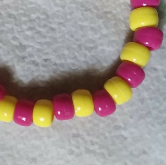 dark pink yellow kandi bracelet - Picture 4 of 4